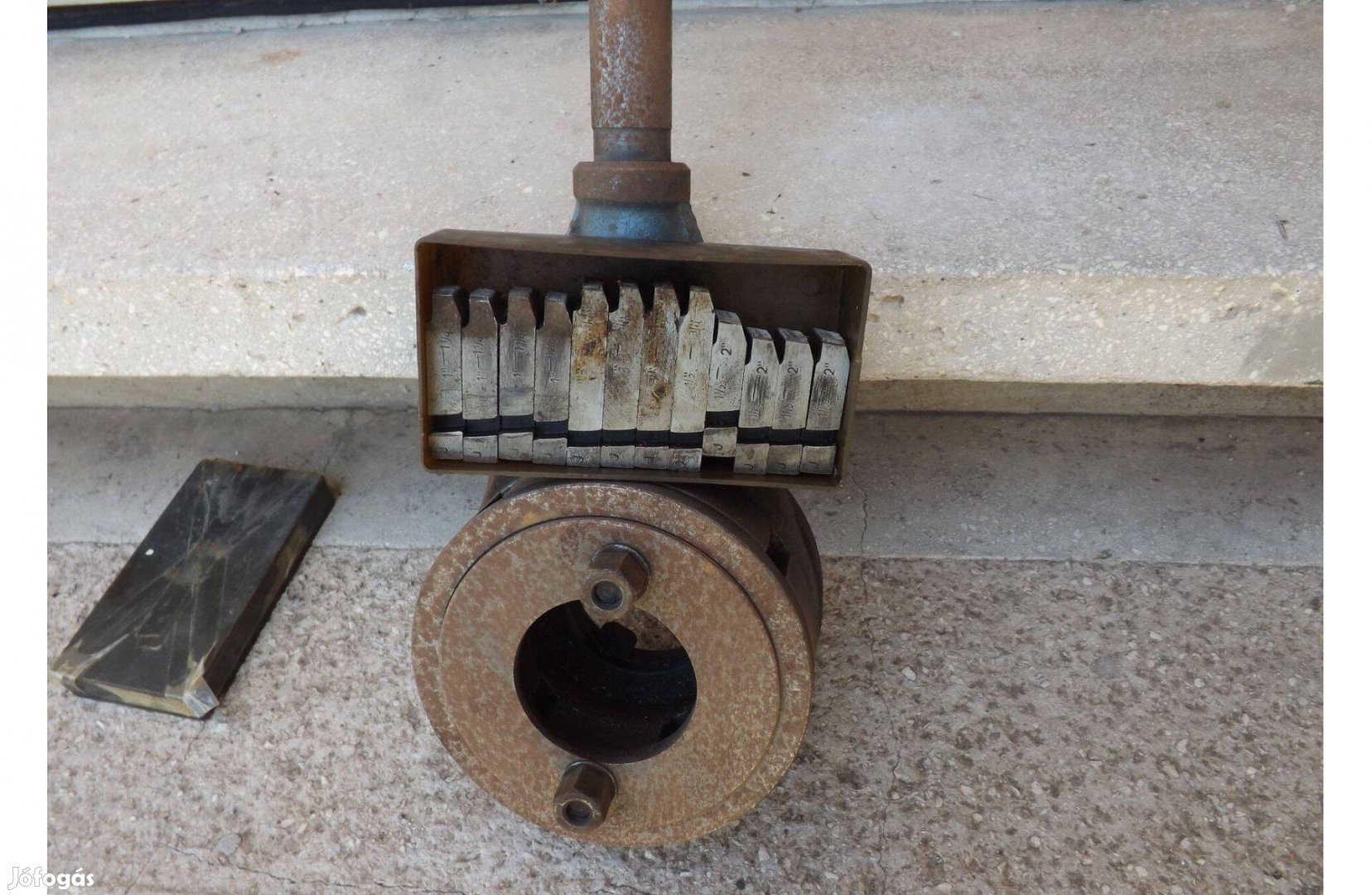 Menet metsző kézi állítható 1/2"-2"-ig jó állapotú menetmetsző