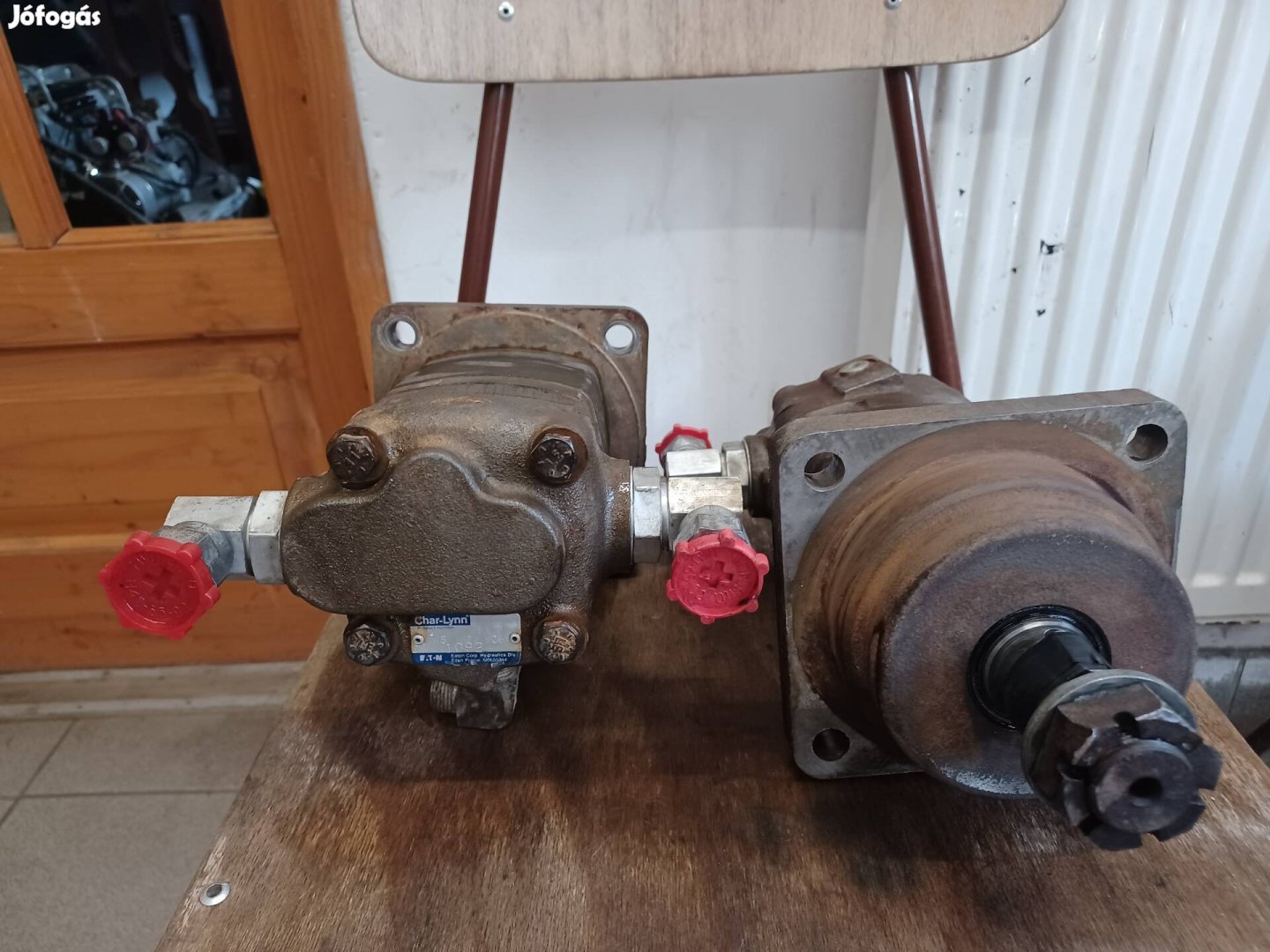Menetelő hidro motorok