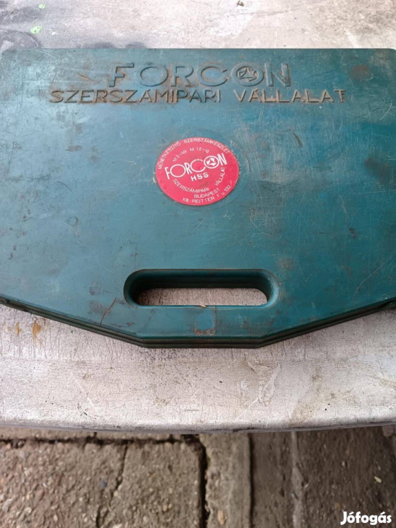 Menetvágó és menetfúró készlet eladó