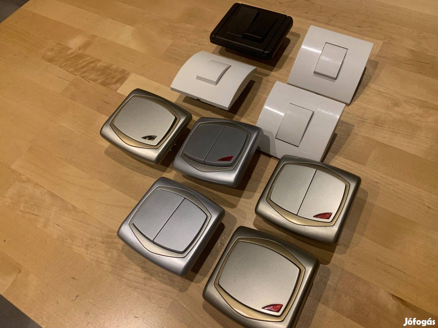 Mentavill Ton villanykapcsolók egyéb kapcsolók