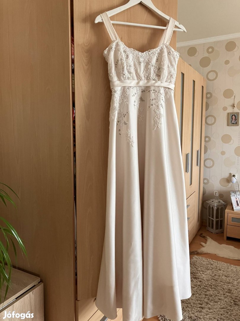 Menyasszonyi/alkalmi ruha s-m méret