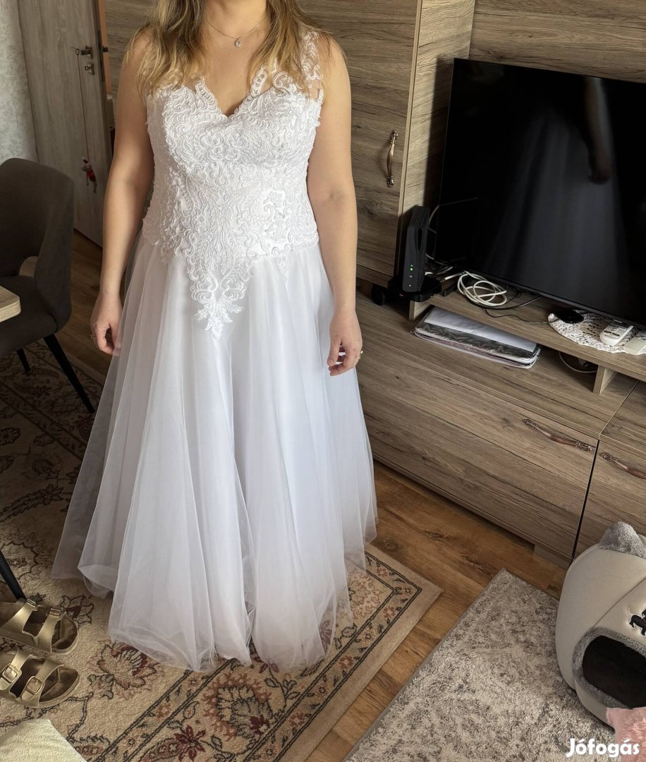 Menyasszonyi ruha - 44-es méretű