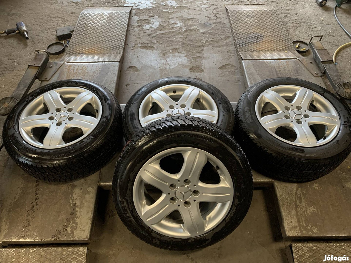 Mercedes 16 Gyári Alufelni 5x112 ET36 E-osztály