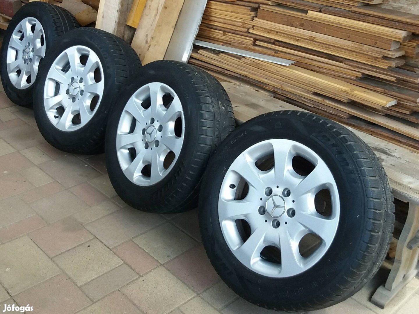 Mercedes 16" alufelni gumikkal