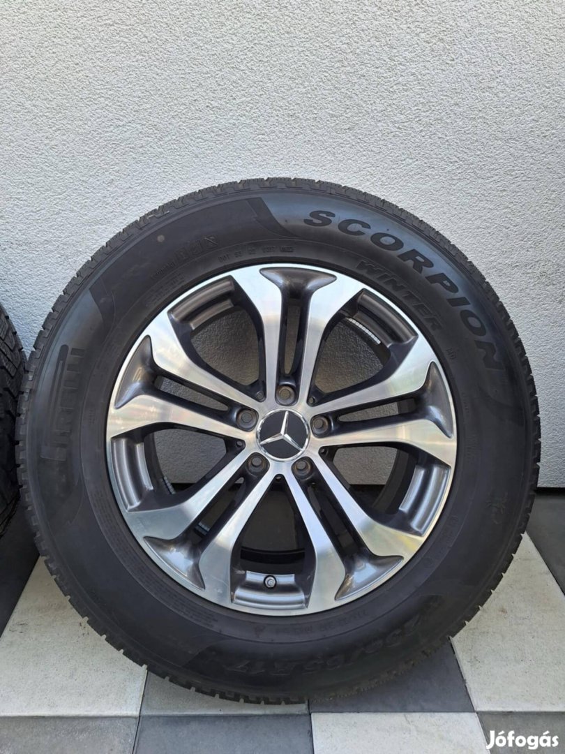 Mercedes 17 colos gyári felni újszerű téligumikkal + Tpms GLC Gle ML R