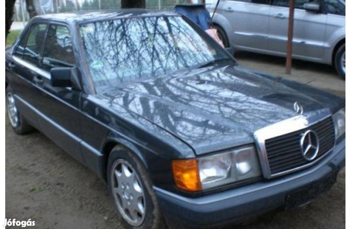 Mercedes 190 bontásból megmaradt alkatrészek 1984-93