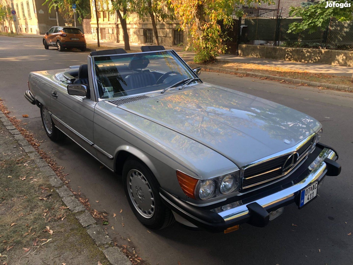 Mercedes 560 SL