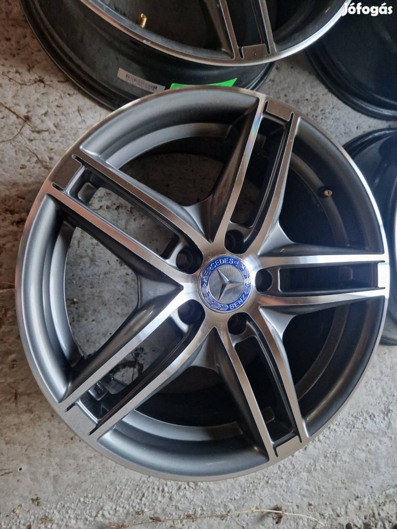 Mercedes 5x112  17 coll alu garnitúra et:35