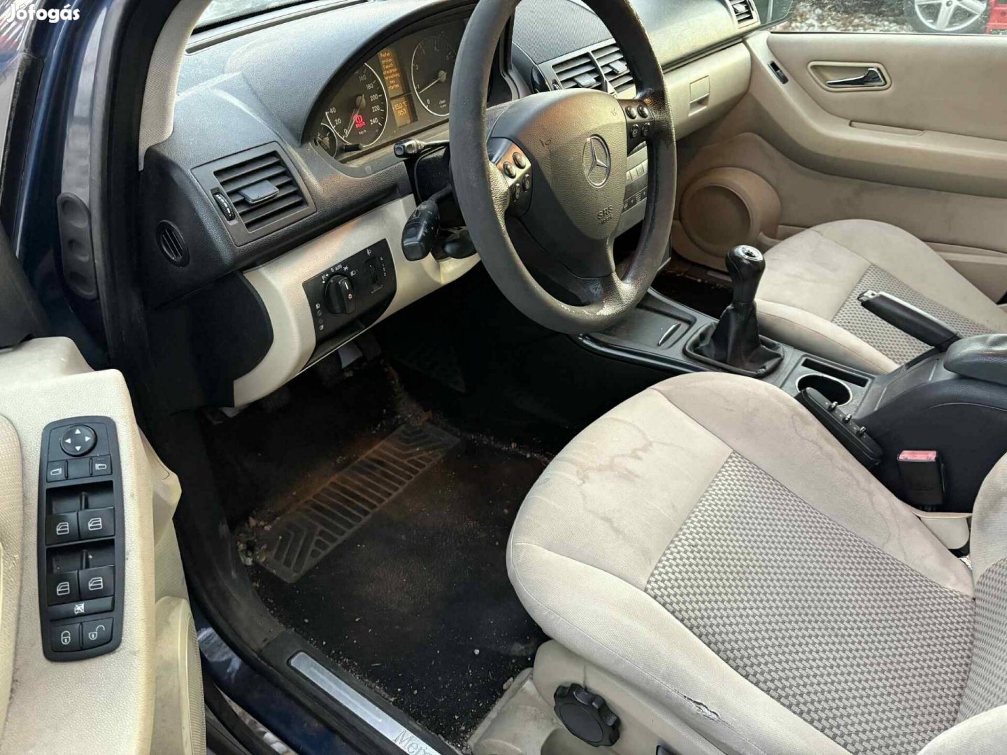 Mercedes A150 benzin külföldi okmányokkal