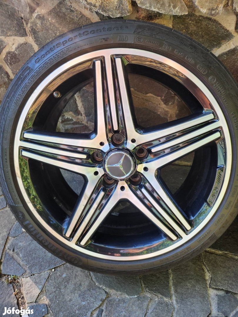 Mercedes AMG 5x112 R18 alufelni nyárigumival 