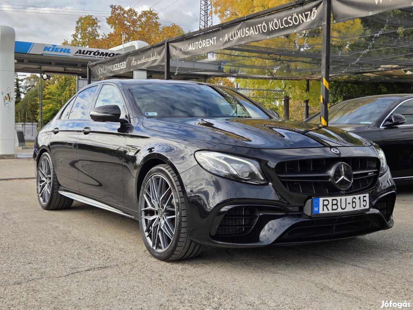 Mercedes-AMG E 63 S 4Matic+ 9G-Tronic Magyarors...