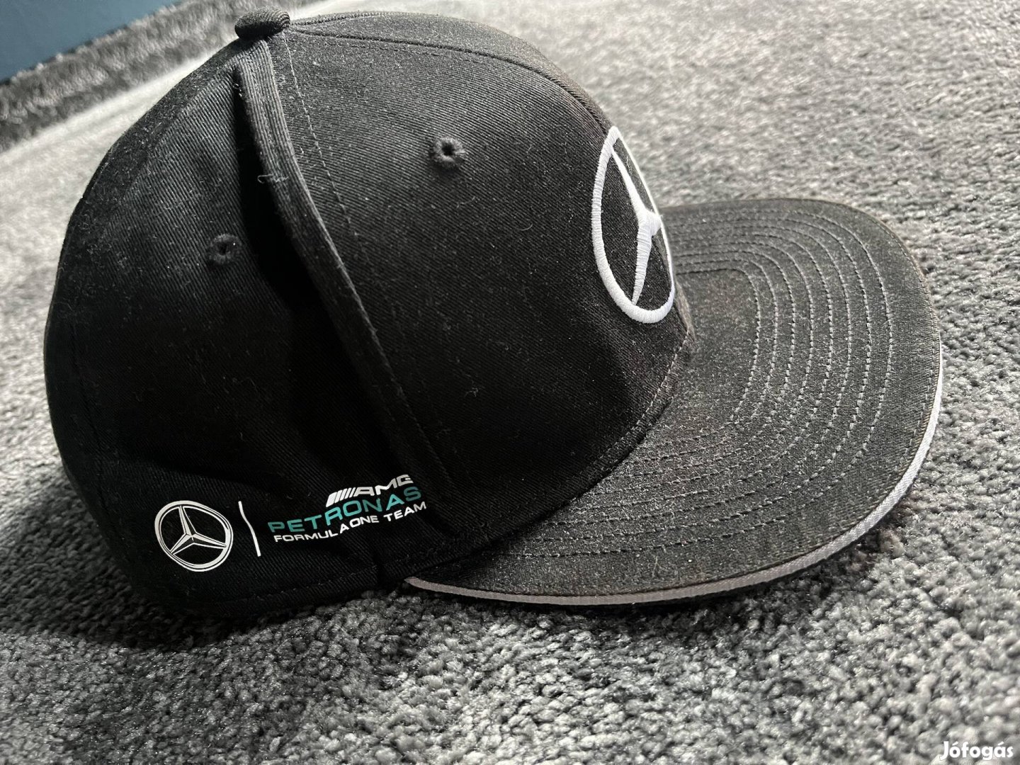 Mercedes AMG F1 sapka