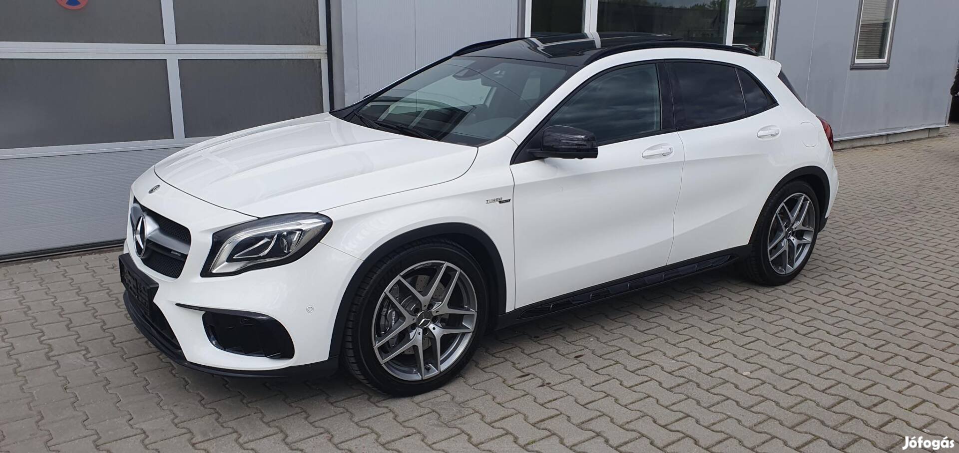 Mercedes-AMG GLA 45 AMG Dynamic Plus 93eKm.Pano...