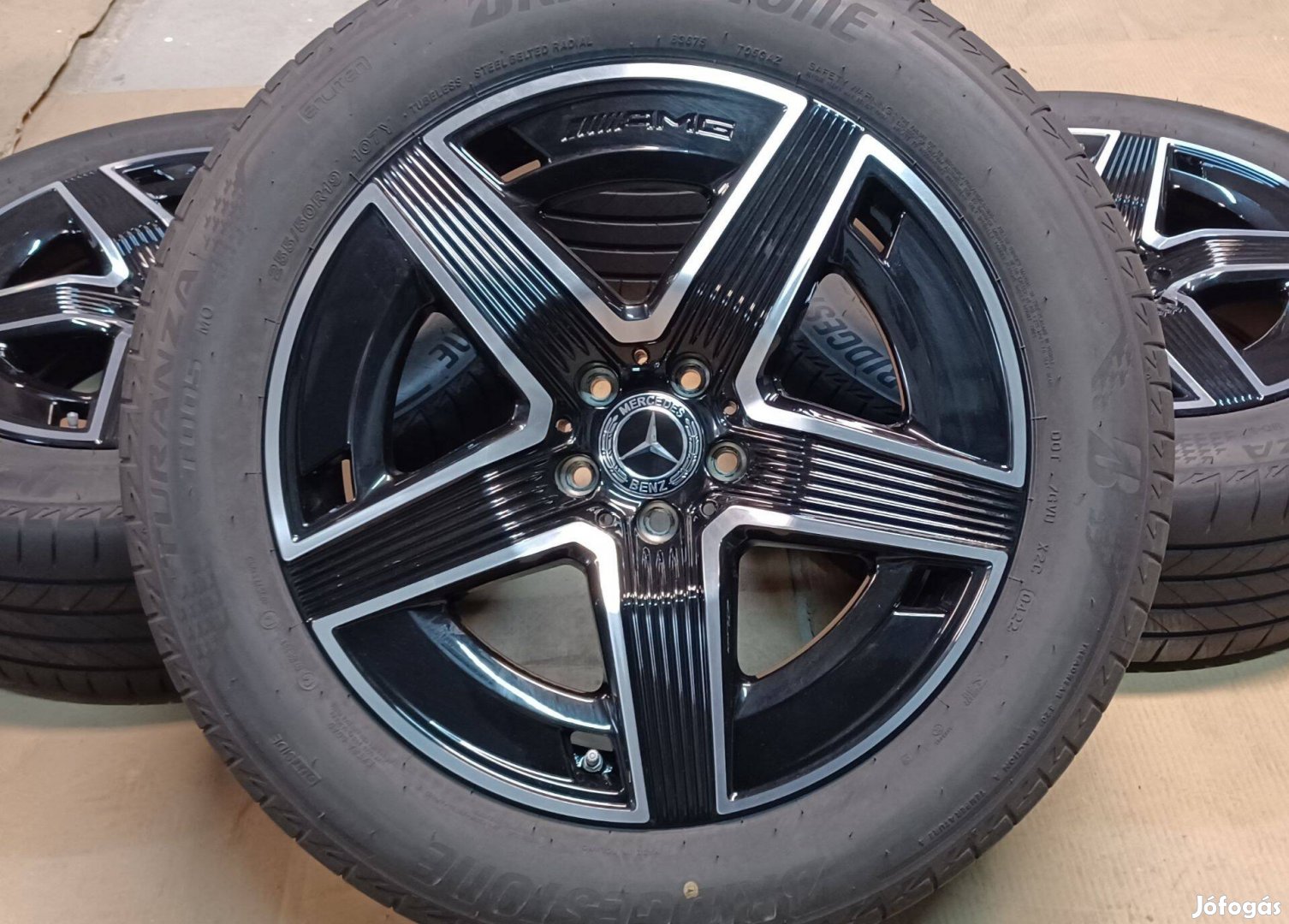 Mercedes AMG W254 GLC 5x112 8-9x19 235/55-255/50 R19 nyári gumikkal