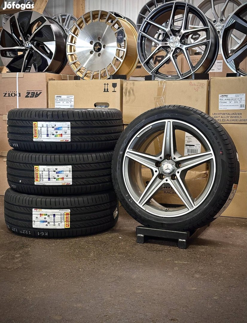 Mercedes AMG gyári 18zoll Alufelnik új nyári gumikkal