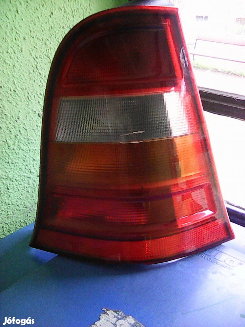 Mercedes A 140-es hátsó lámpa