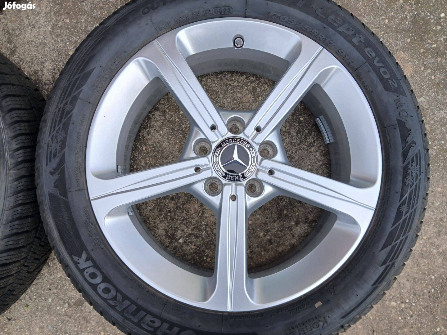 Mercedes A B CLA W177 W118 W247 17" alufelni felni téli gumival 5x112