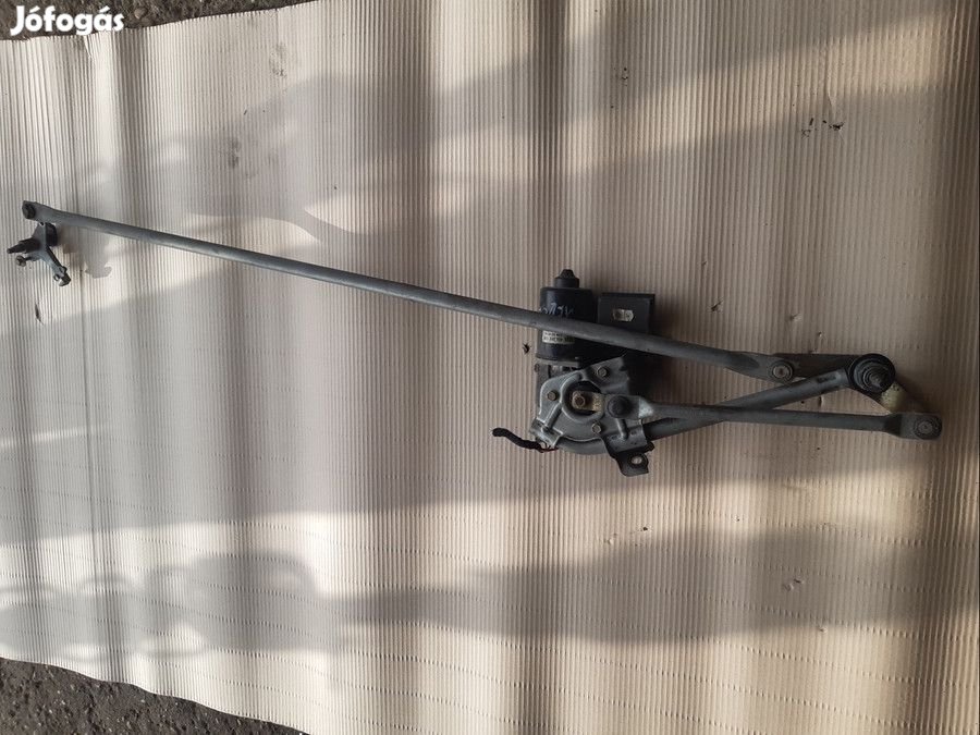 Mercedes A W168 1997-2004 Első Ablaktörlő Szerkezet Motorral