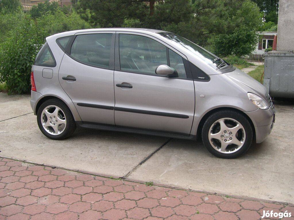 Mercedes A W-169 / W-176 Ajtóvédő Díszléc Oldalcsík