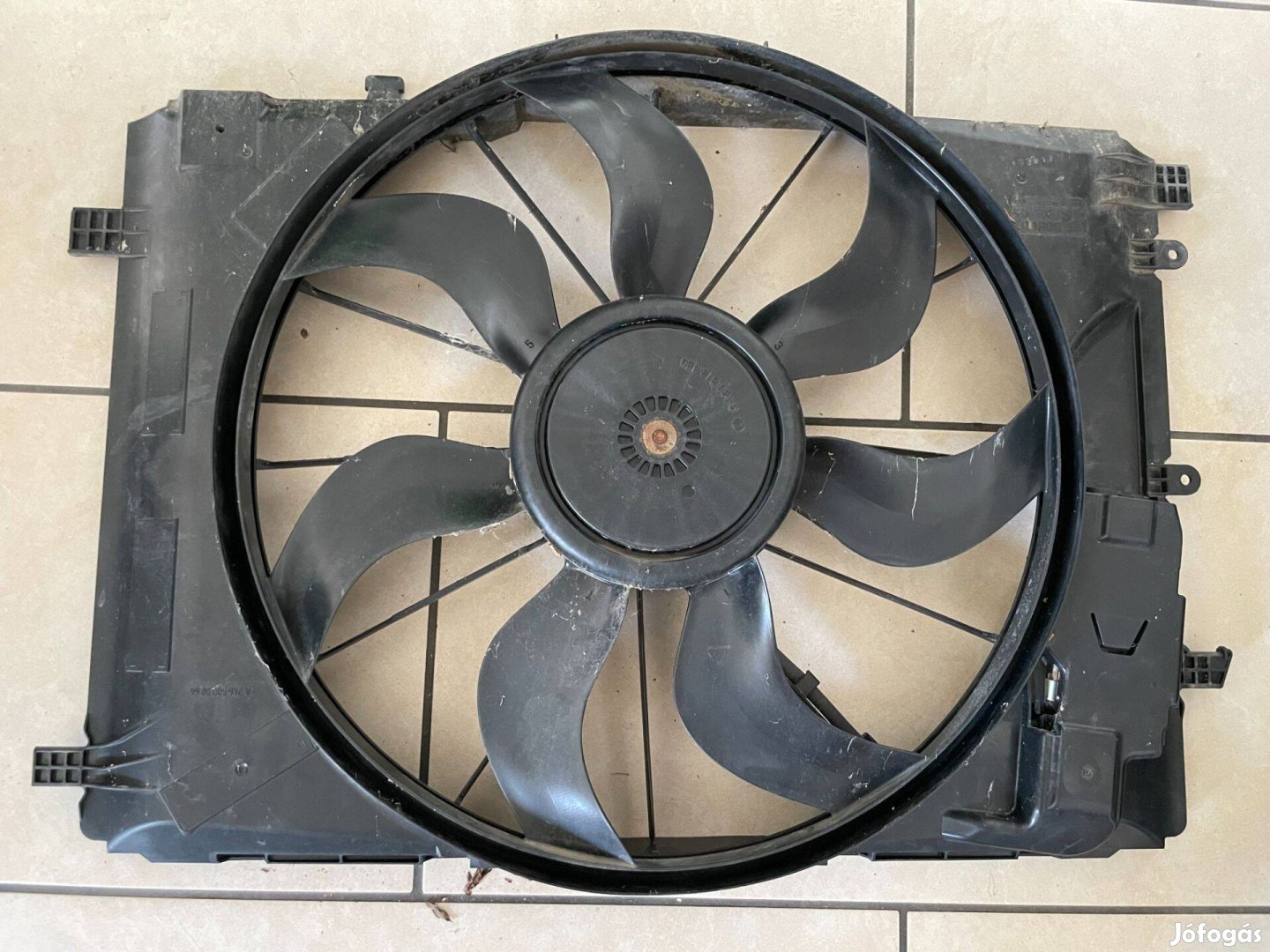 Mercedes A- W176 ,B- W246, CLA W117 hűtőventilátor A2465000064