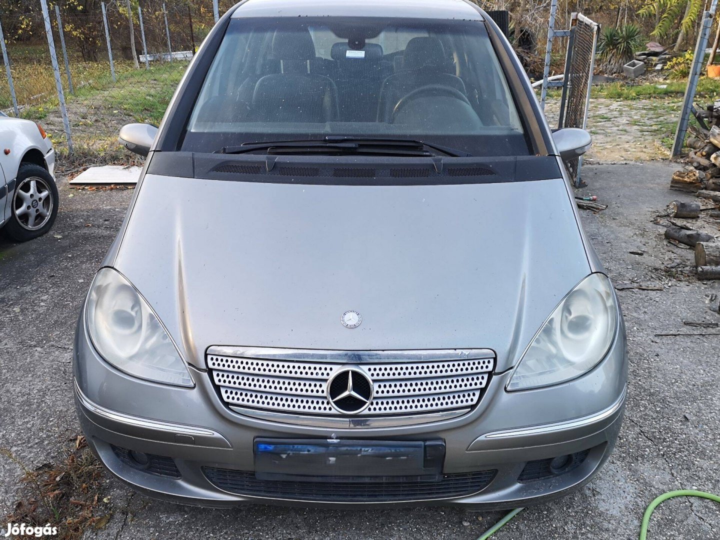 Mercedes A w169 fényszórók projektoros H7 Hibátlan de egy polír ráfér!