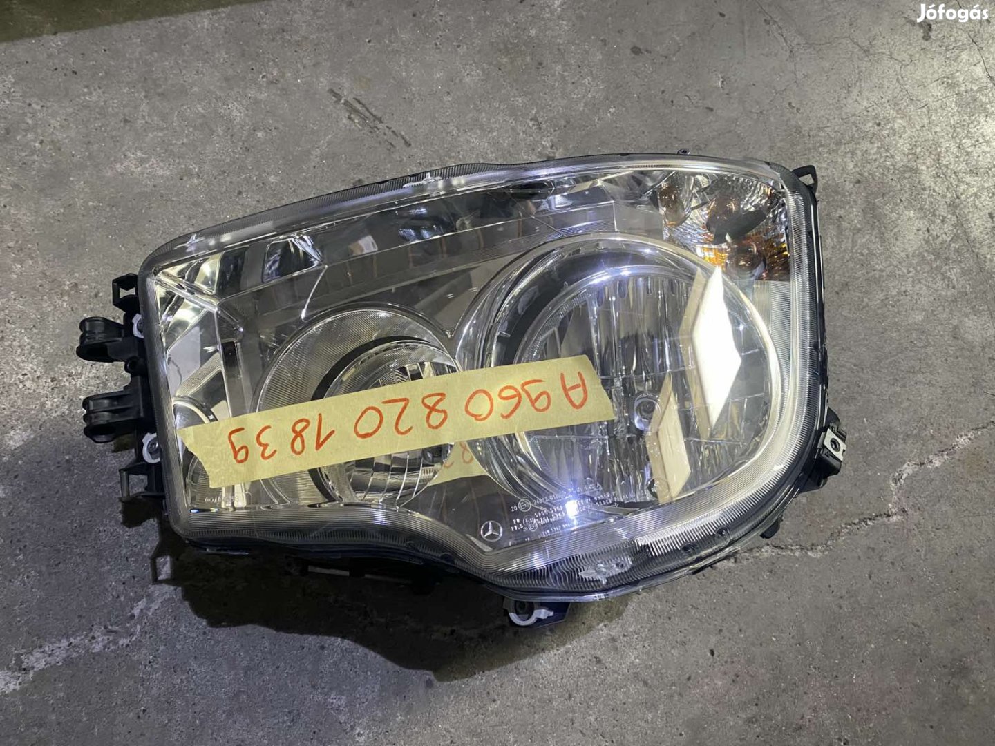 Mercedes Antos bal fényszóró A9608201839 eladó