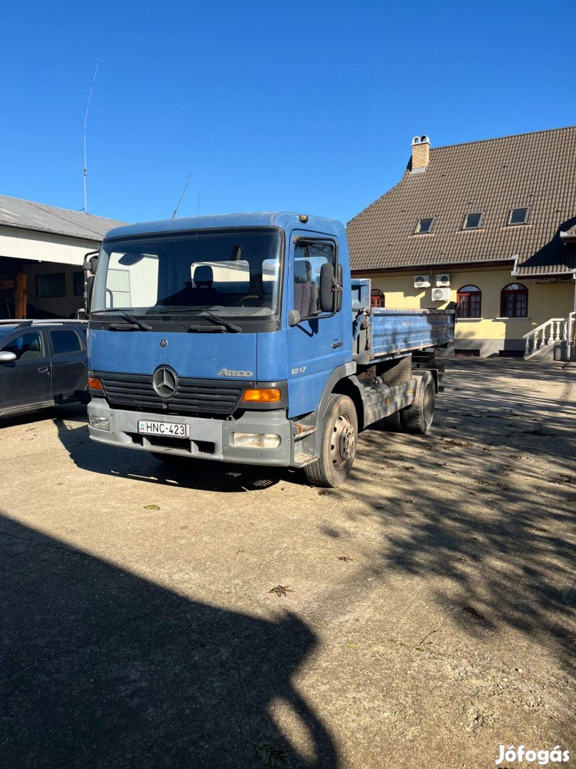 Mercedes Atego 1217 K tehergépjármű