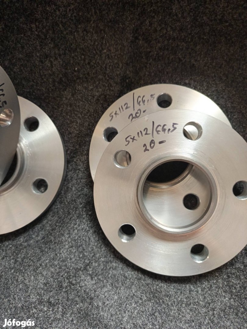 Mercedes,Audi Nyomtávszelesítő/5x112/20mm