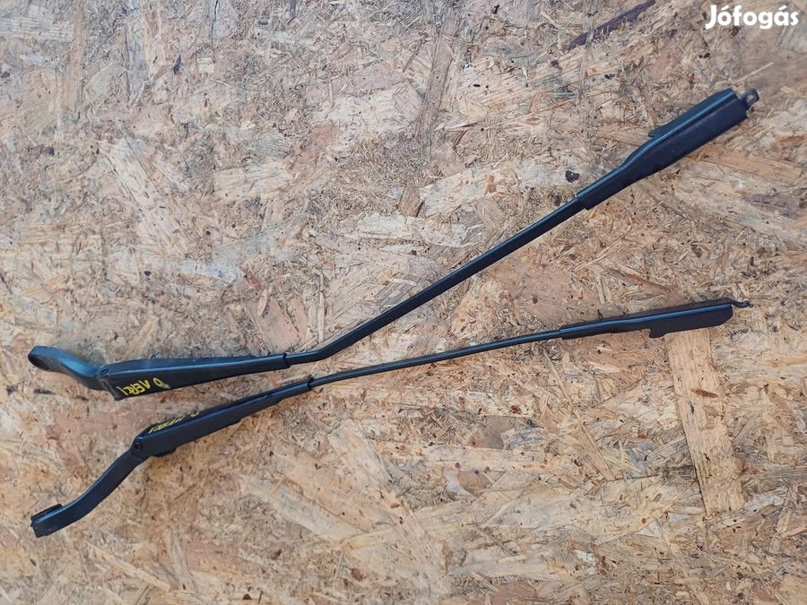 Mercedes B Class W245 2005-2011 Első Ablaktörlő Kar Pár