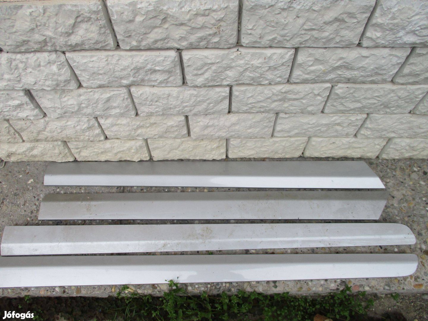 Mercedes B-osztály, W169 modell ajtódiszléc