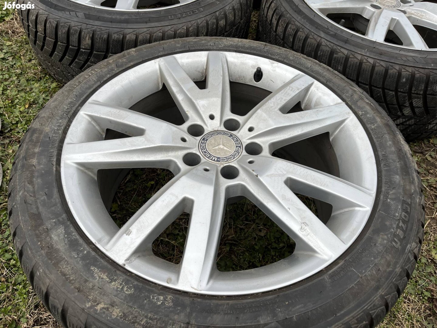 Mercedes Benz 18 felni alufelni téligumi 