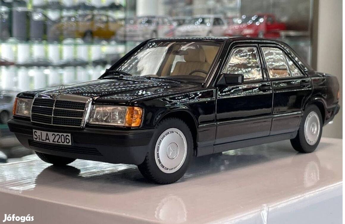 Mercedes-Benz 190E W201 1984 Black 1:18 1/18 Norev