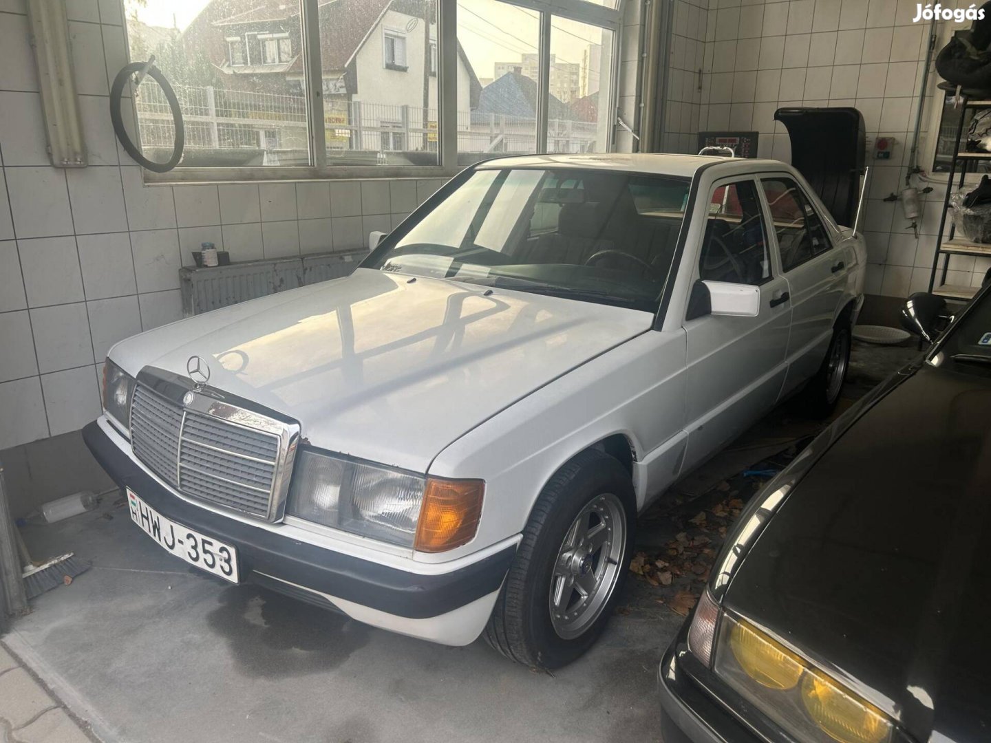 Mercedes-Benz 190 E 1.8