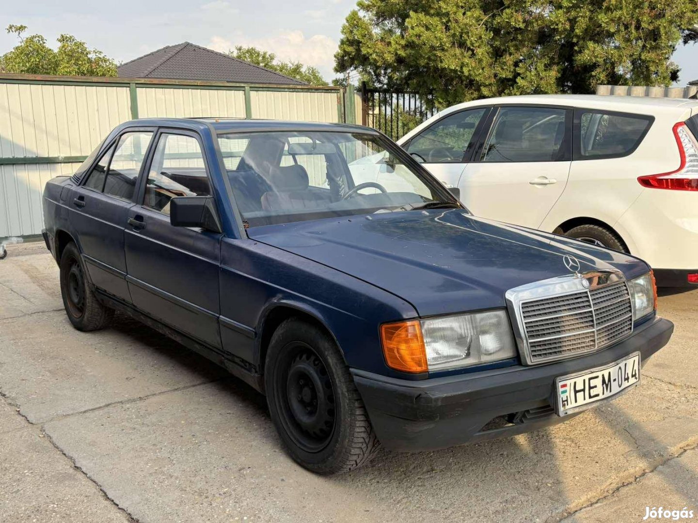 Mercedes-Benz 190 E