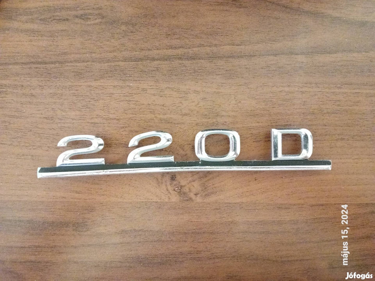 Mercedes-Benz 220 D típusjelzés , embléma