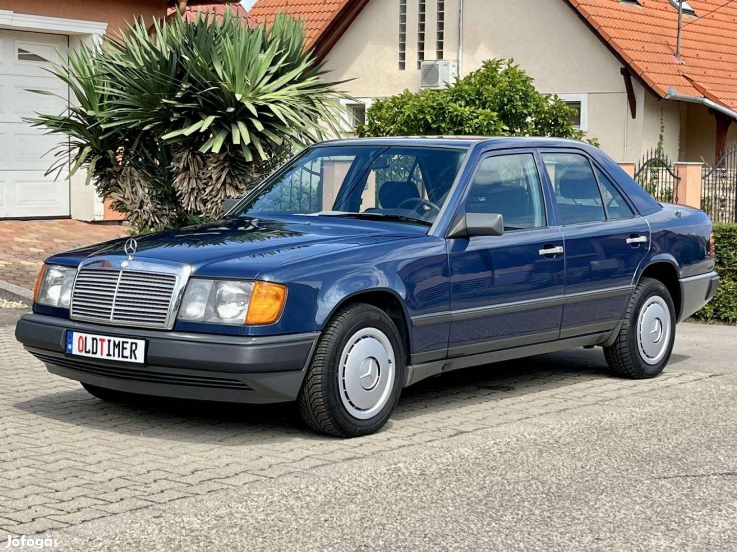 Mercedes-Benz 230 E W124 68.123 Km. 2 tulajdono...
