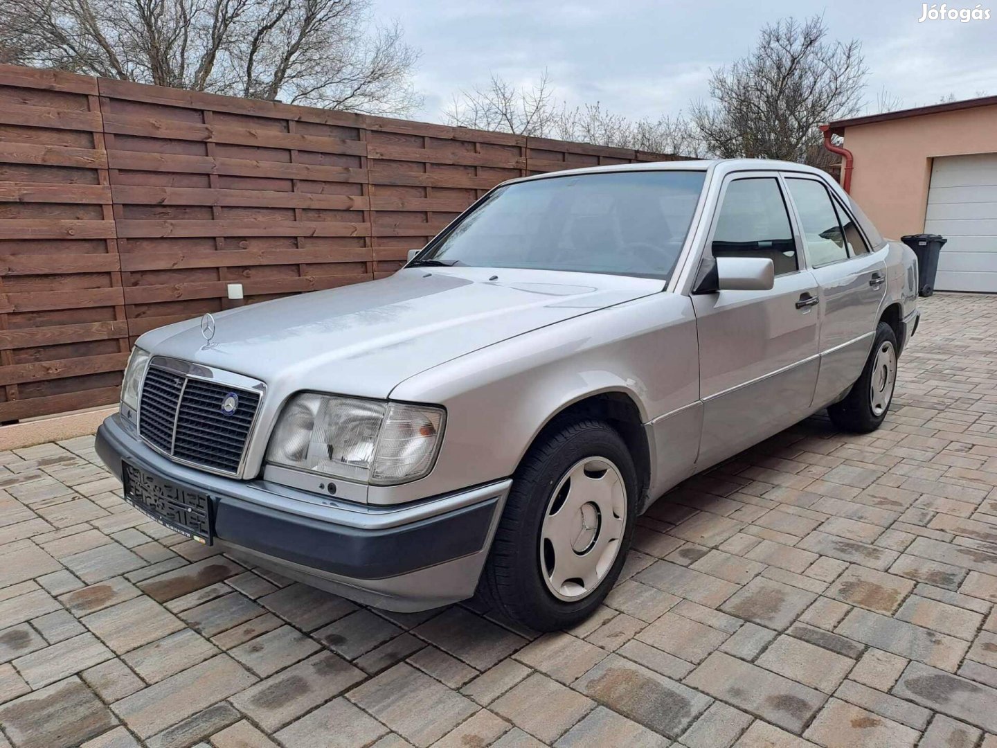 Mercedes-Benz 280 E