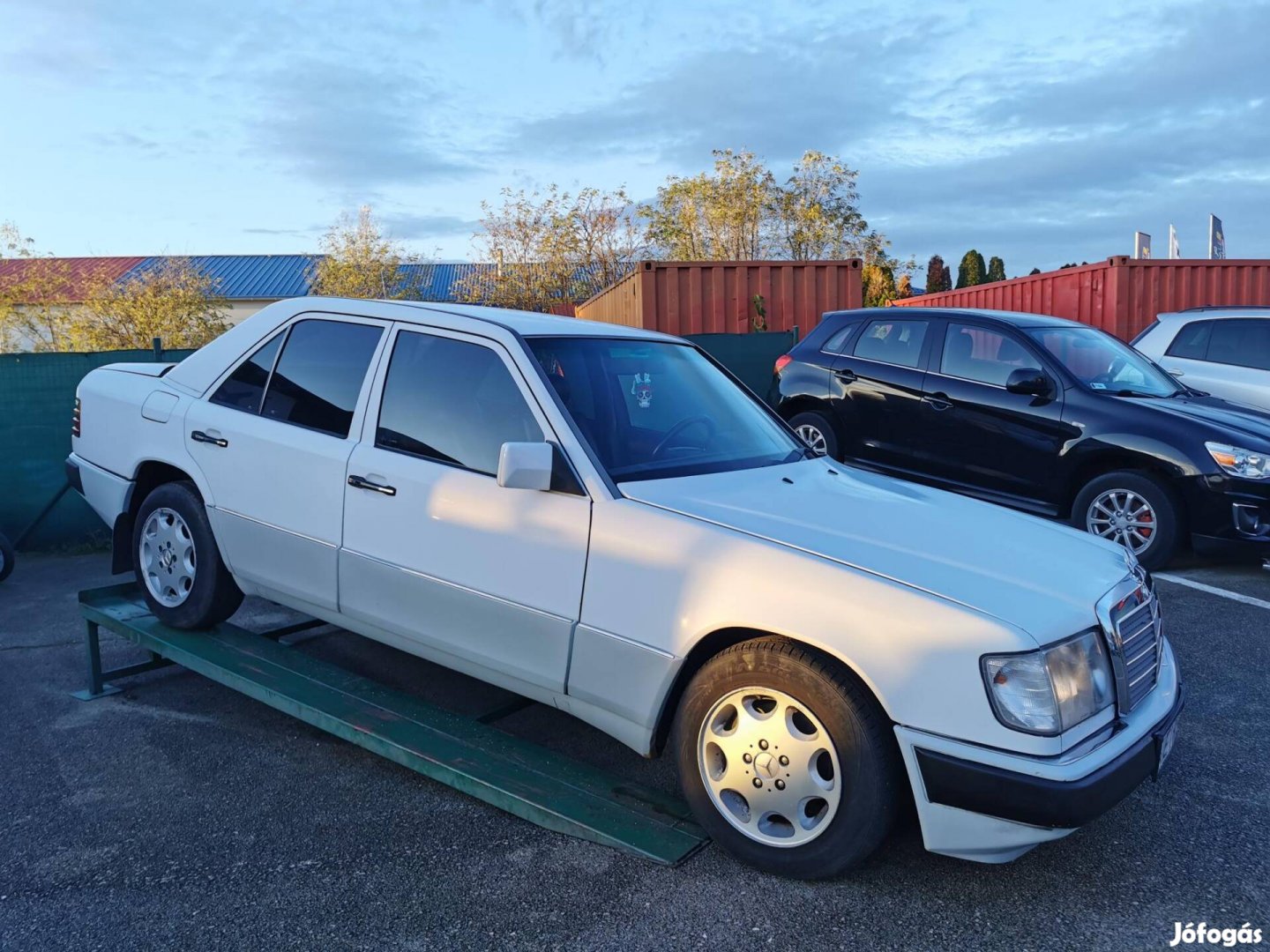 Mercedes-Benz 300 E Időutazó!