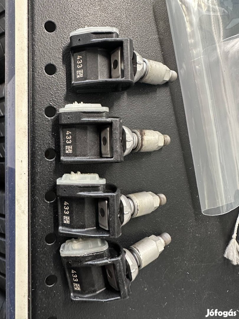Mercedes Benz 4 db gyári tpms rdks szenzorok