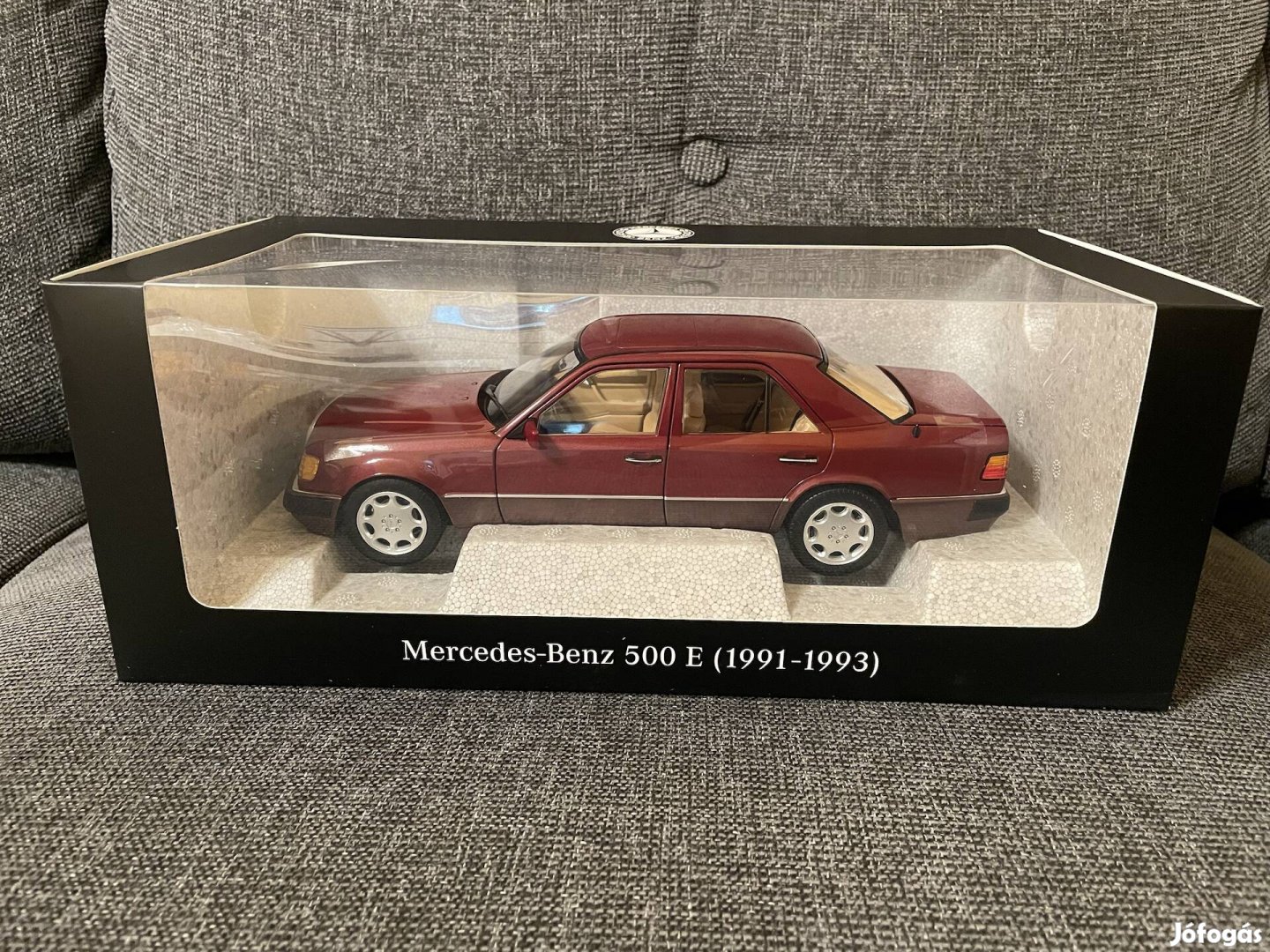 Mercedes-Benz 500E W124 1:18 Norev 1/18