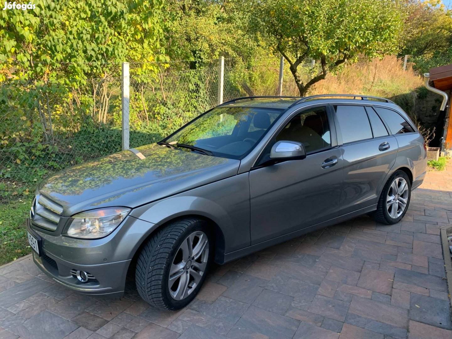 Mercedes Benz
