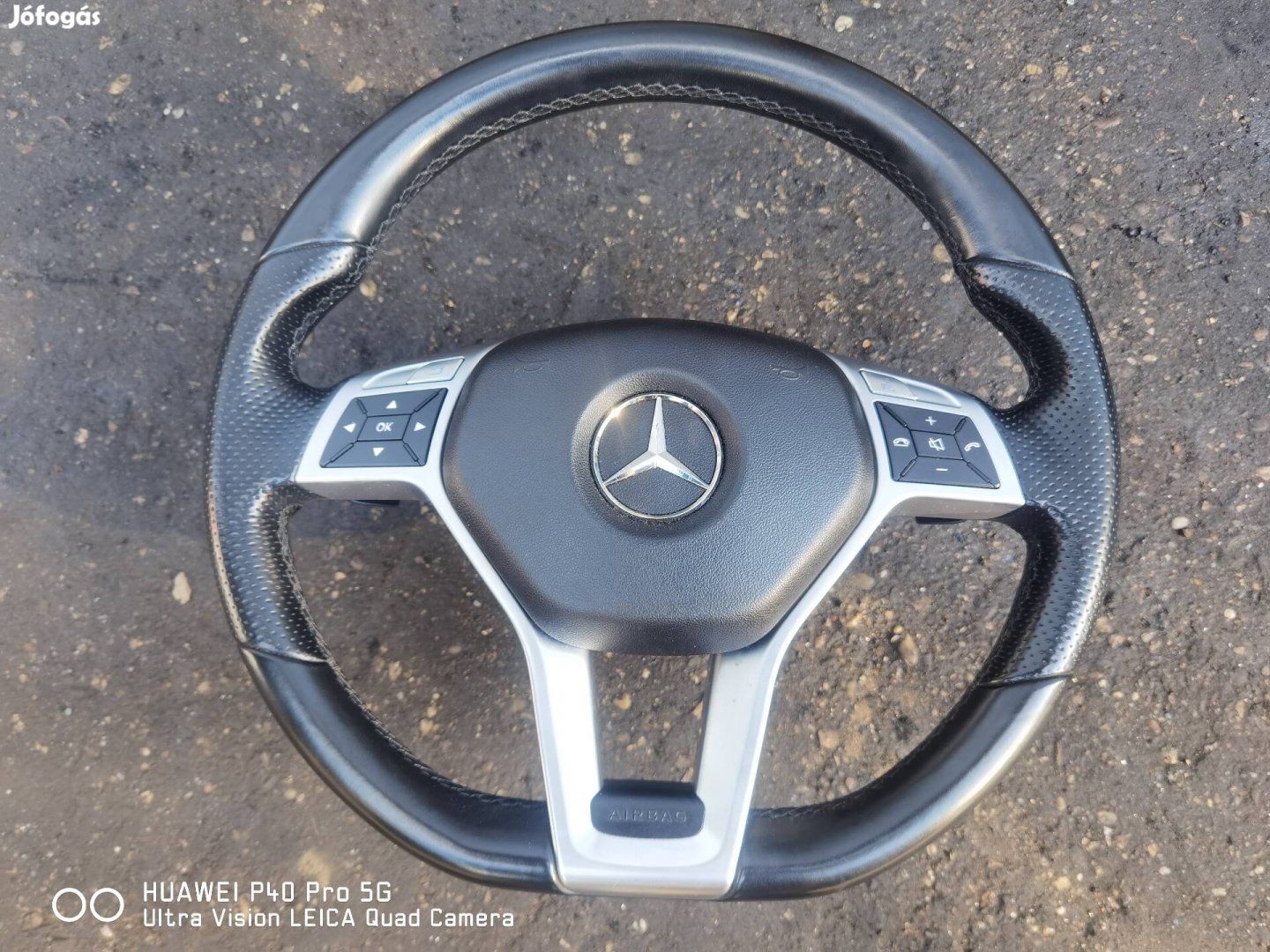 Mercedes Benz AMG kormány