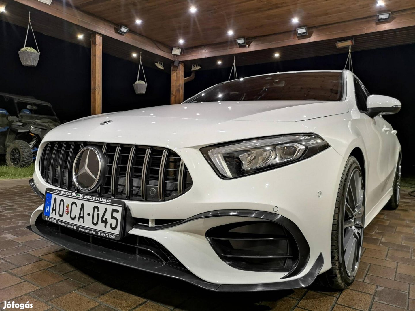 Mercedes-Benz A 180 7G-DCT AMG Line 99.000km