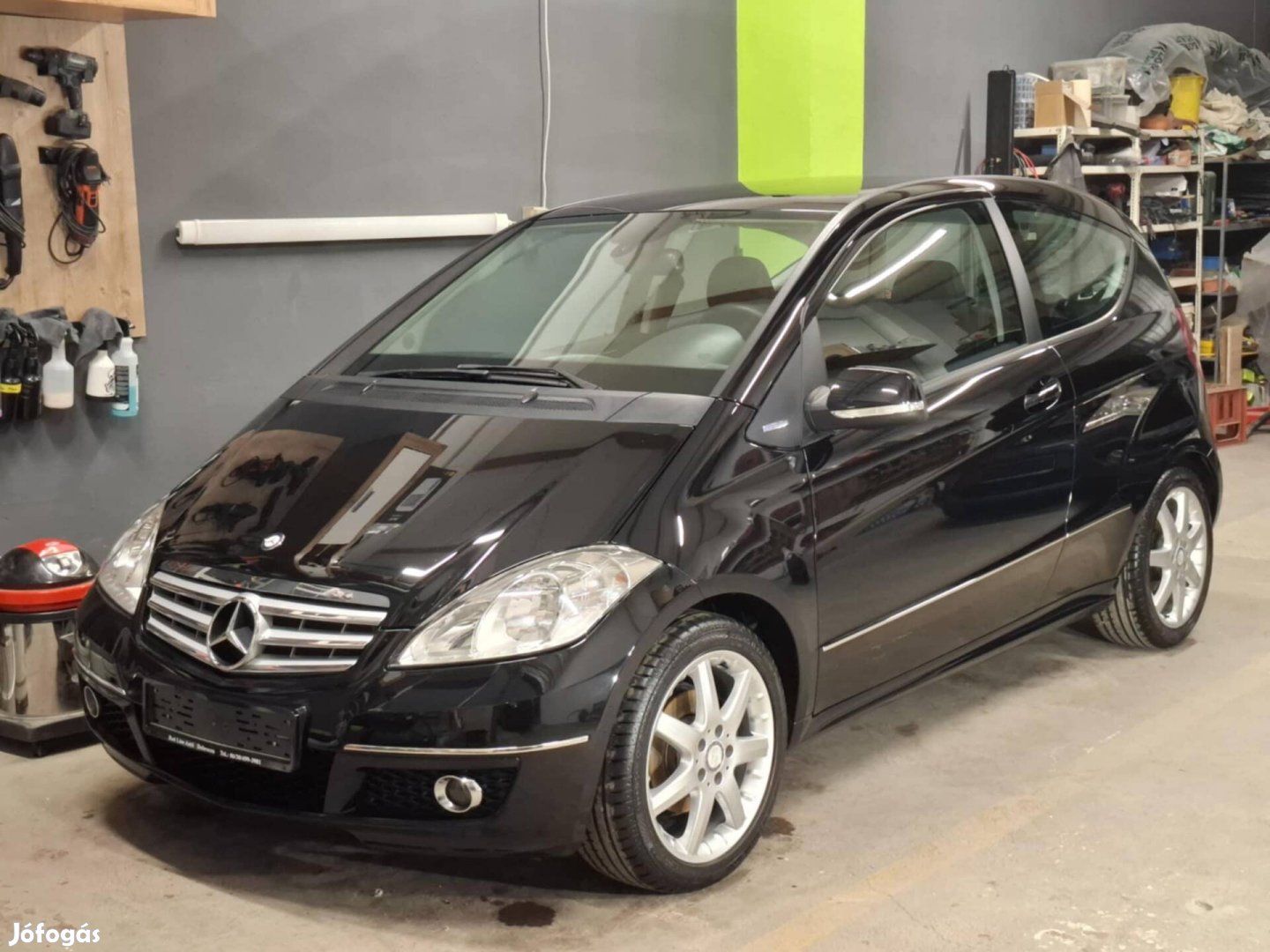 Mercedes-Benz A 180 Avantgarde Sports Package 1...