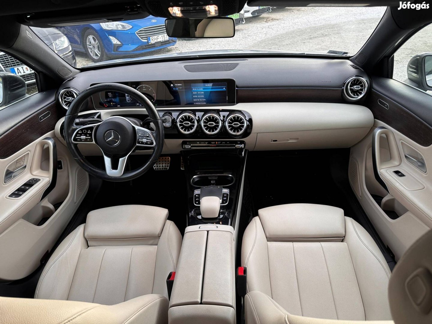 Mercedes-Benz A 180 d Progressive 7G-DCT Limuzi...