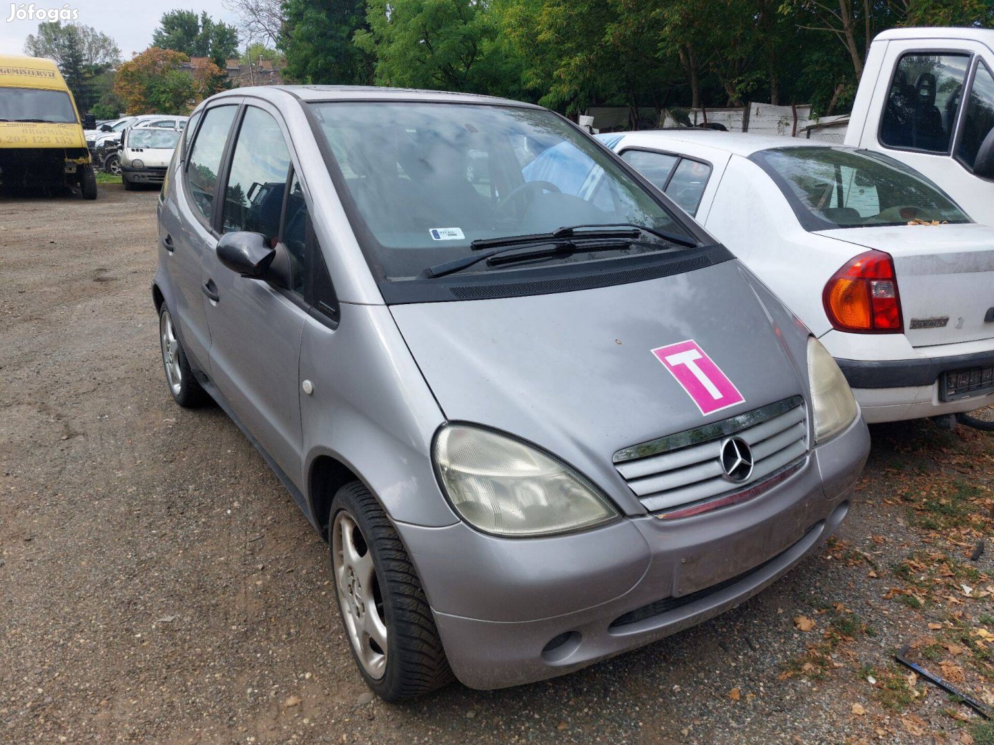Mercedes Benz A 1.4 alkatrészei