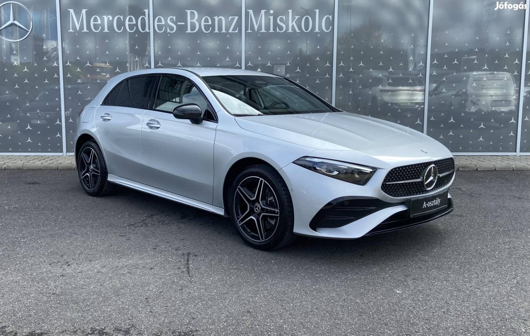 Mercedes-Benz A 250 e 8G-DCT Plug-in hybrid