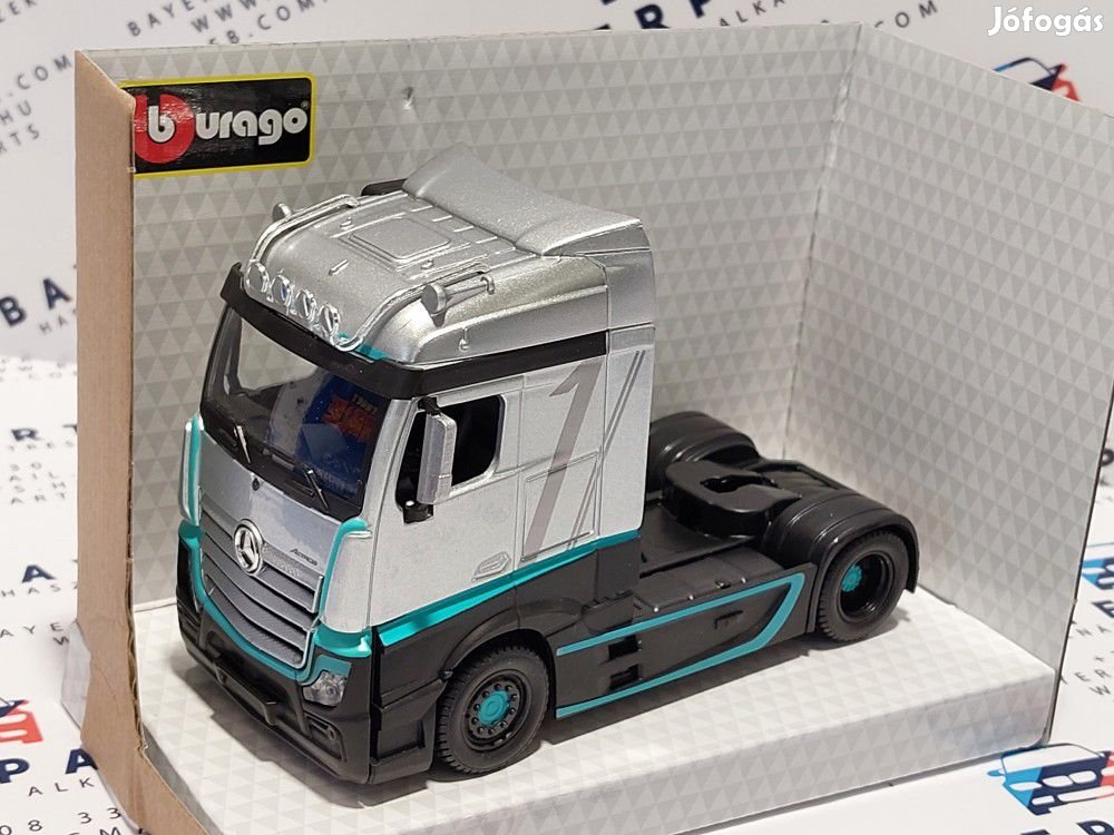 Mercedes-Benz Actros Gigaspace 4x2  kamion (ezüst) - Bburago - 1:43