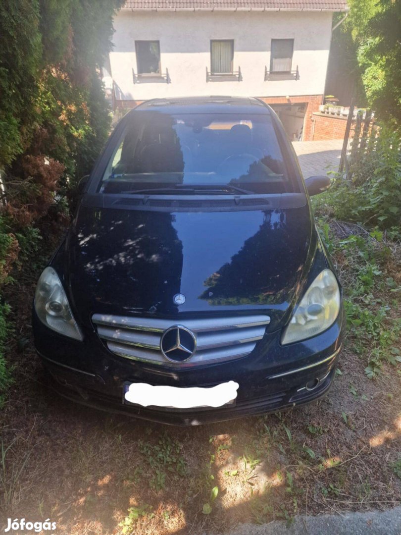 Mercedes Benz B170