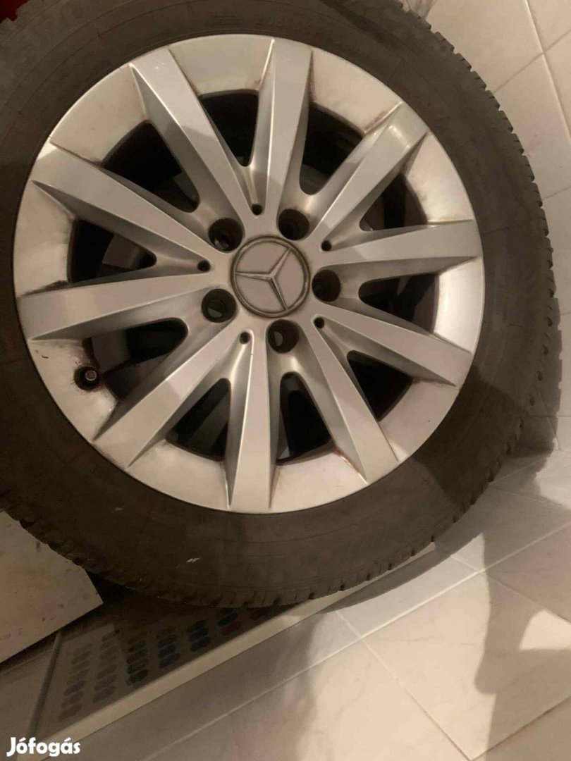Mercedes-Benz B18 - Alumínium felnik és téli gumik